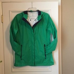 Vinyard Vines Stow & Go Hooded Raincoat